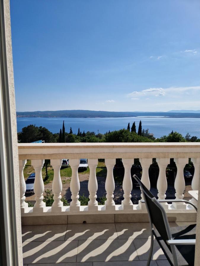 Apartments Velic Crikvenica Extérieur photo