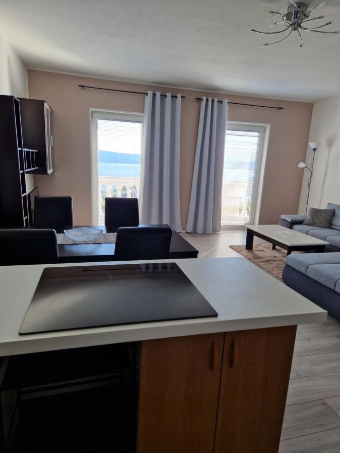 Apartments Velic Crikvenica Extérieur photo