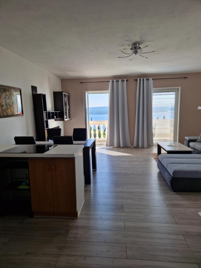 Apartments Velic Crikvenica Extérieur photo