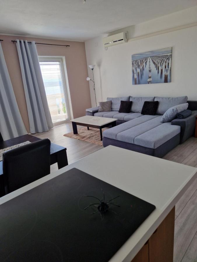 Apartments Velic Crikvenica Extérieur photo