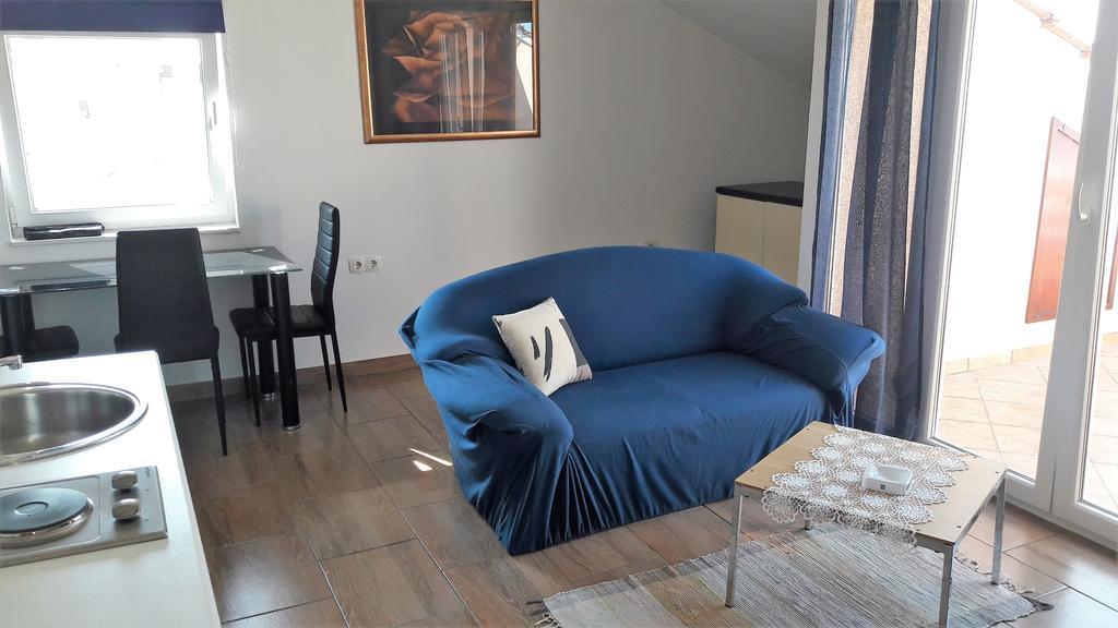 Apartments Velic Crikvenica Extérieur photo