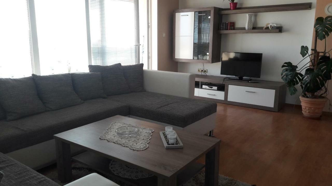 Apartments Velic Crikvenica Extérieur photo
