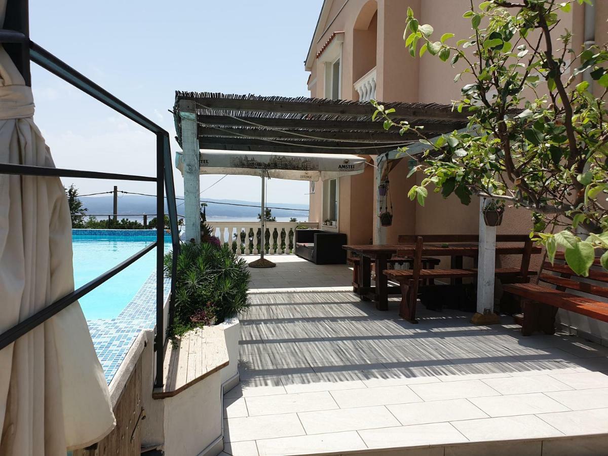 Apartments Velic Crikvenica Extérieur photo